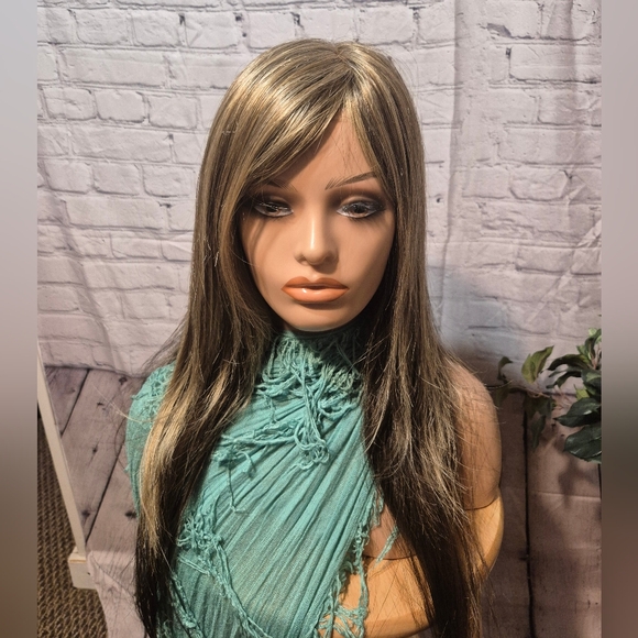 Amore Stevie Long Brown and Blonde Women´s Wig.